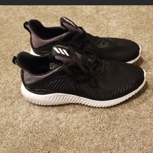Adidas shoes - BRAND NEW! Final price.